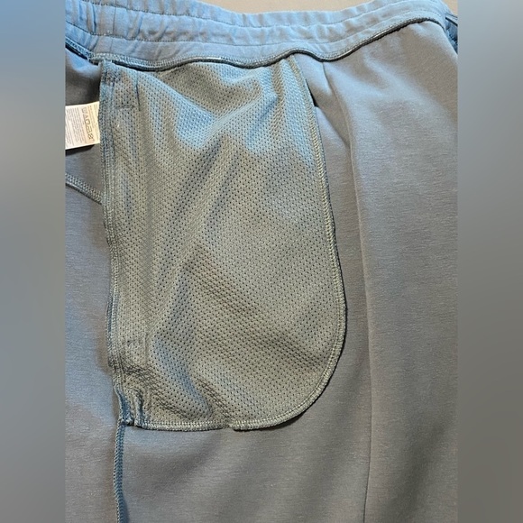 OLD Navy Dynamic Fleece High-Waisted, Wide-leg Pants, Pintucked, size 3X - Picture 9 of 14